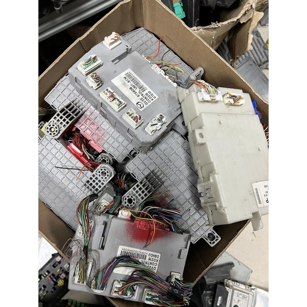Mazda 2 Changan Ma 2 body computer version BCM computer module Ma 2 ...