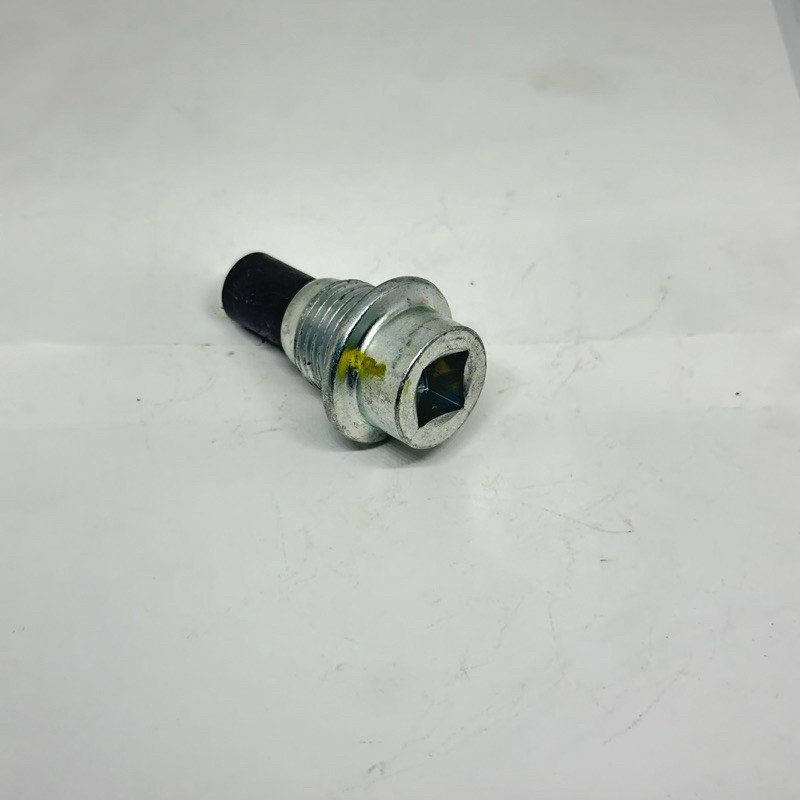 Honda AXLE MATIC AXLE OIL BOLT ORIGINAL MAGNIT FILTER | Shopee Philippines