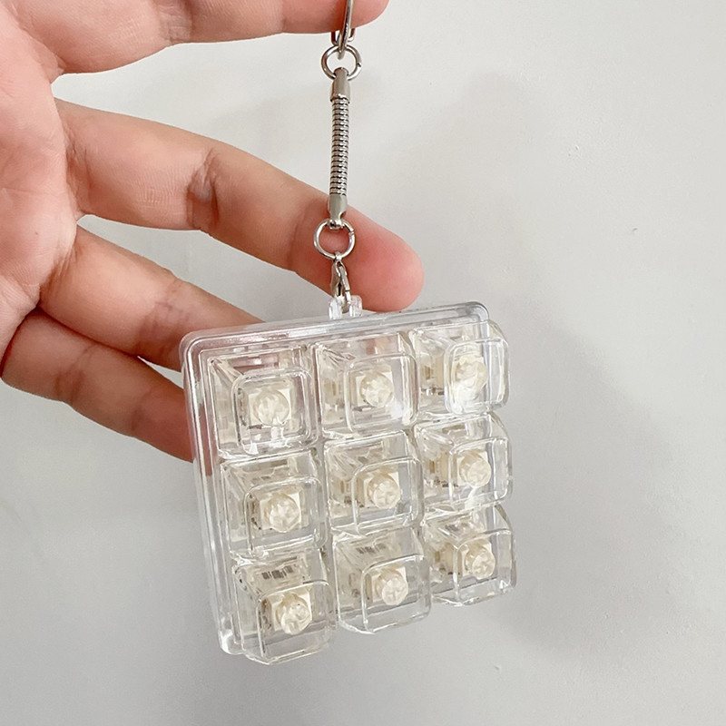 [RT] 9 Keys Keyboard Keycaps Keychain Fidget Toy Anti-Anxiety Point ...
