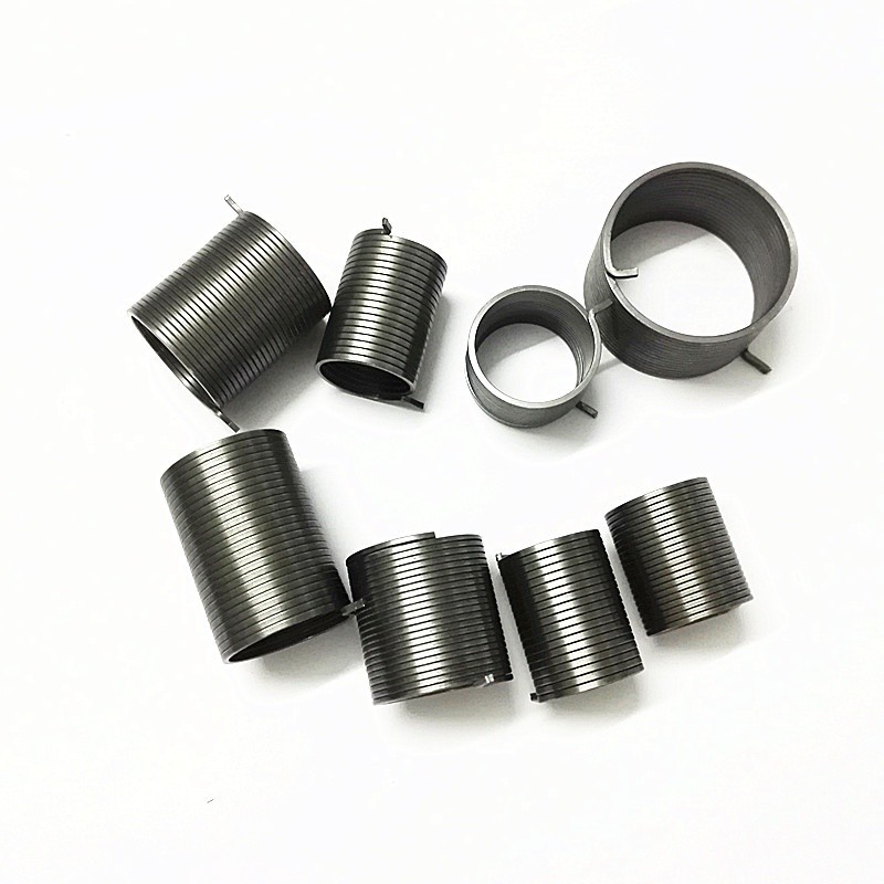 Fully automatic washing machine accessories clutch holding spring ...