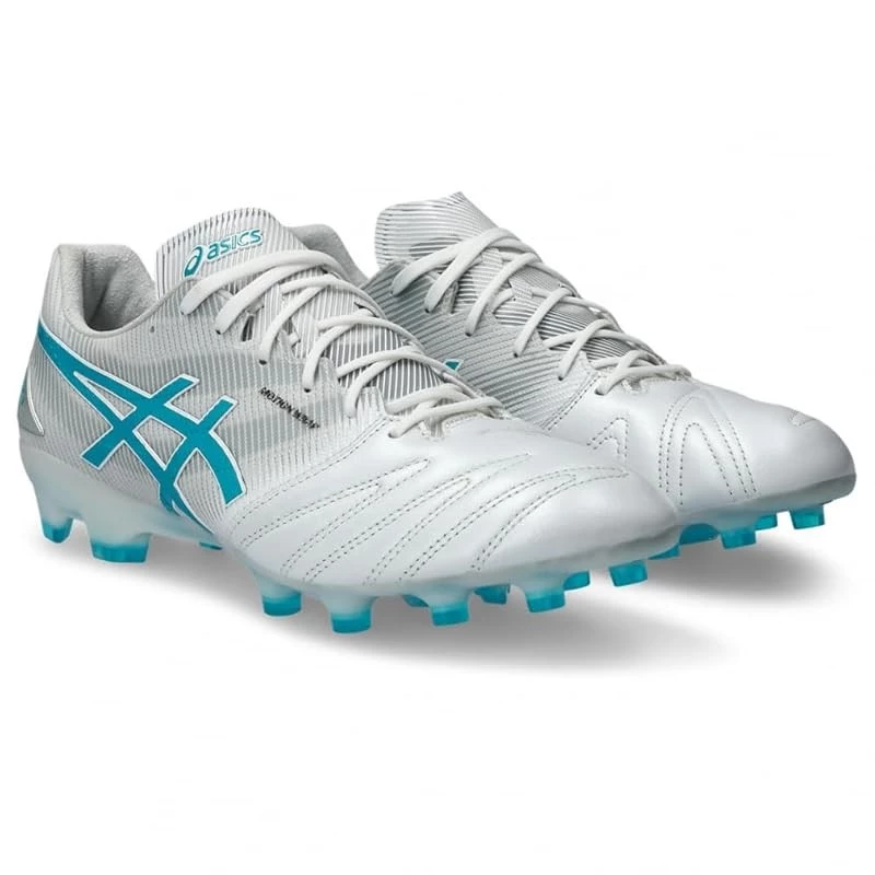 2. [Asics] Ultrezza 3