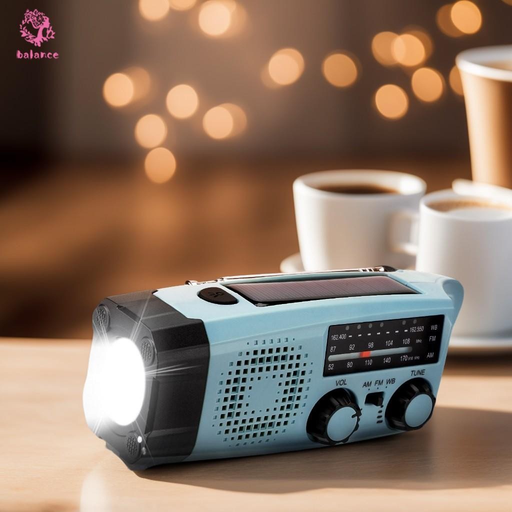 Emergency Hand Crank Flashlight - Solar Powered 2000mAh Multi-Function ...