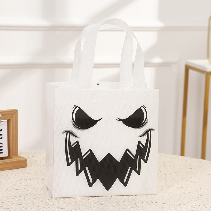 Halloween Portable Tote Bags Non Woven Shopping Bags Trick Or Treat