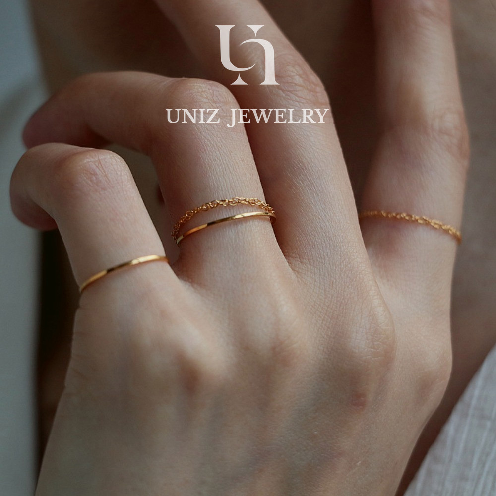 thumbnail image 2 of Roberts & Co 1mm Solid 18ct Yellow Gold Slim Round Wedding Band Stacking Ring UK Made 2 of 3