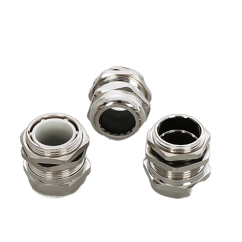 ⊕ Metal Glen head copper nickelplated cable waterproof joint connector