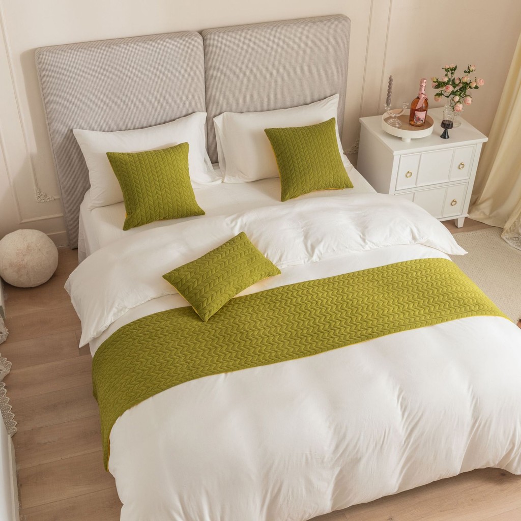 Hotel Bed Runner Scarf High Quality Comfort Bedspread Modern Velvet Bed