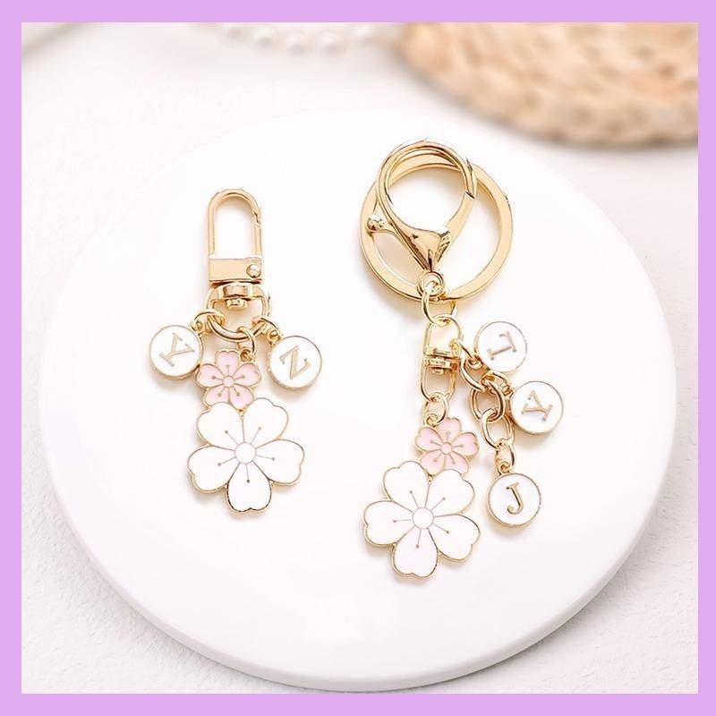 Cute Letter Keychain Custom Letter Flower keychains Christmas Valentine ...