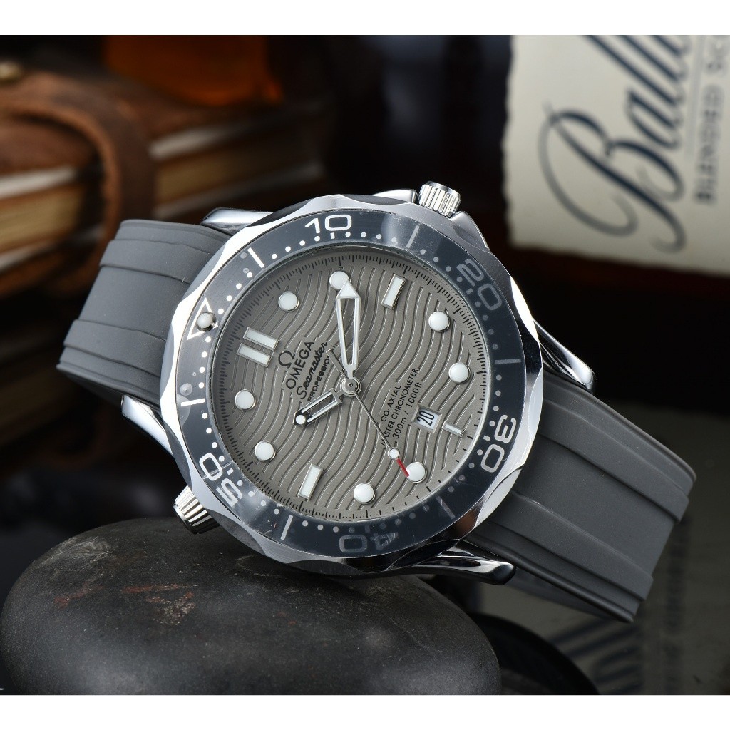 Omega Classic Men's Simple Design Watch Hippocampus Series Business