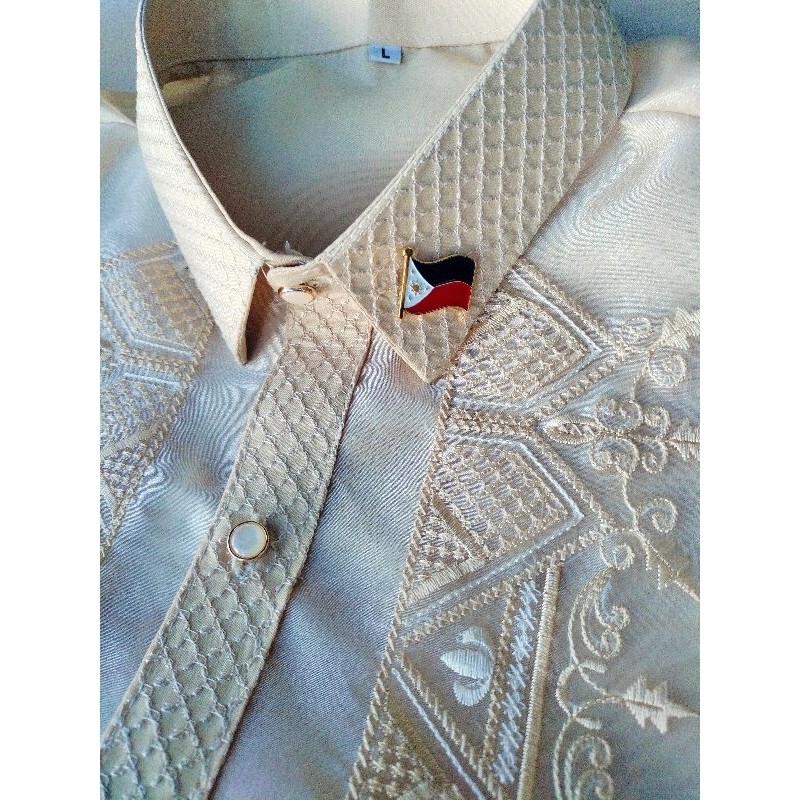 Uzzo II Philippine Flag Pin High Quality Actual Product in All Photos ...
