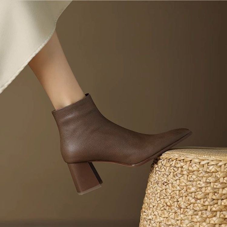 PU Leather Ankle Boots - Stylish Comfort with Zipper Detail