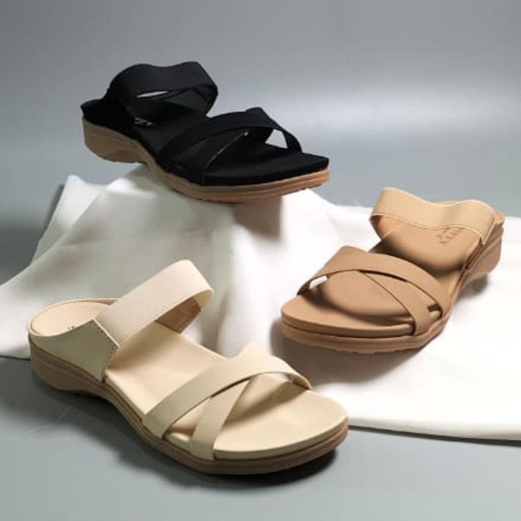 Gemma Flat Sandals