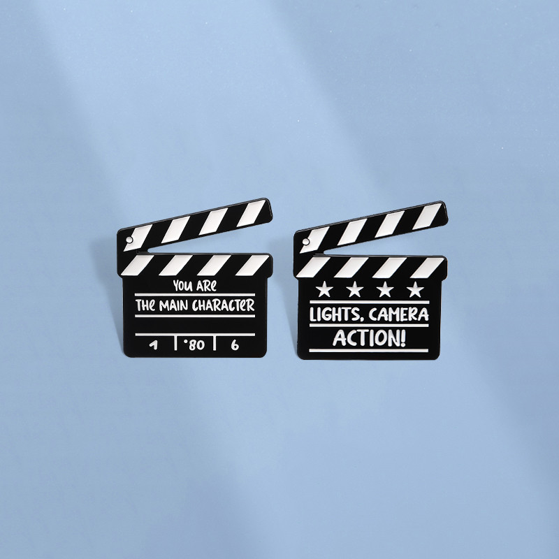 Film Clapper Pin Action Directors Cut Brooch Badges Movie TV Handhelds ...