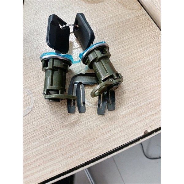 HOWO 371 LOCK WITH KEY (set (2 pieces)) (Set) | Shopee Philippines