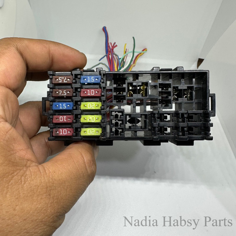 Honda SCOOPY CENTER FUSE BOX HOUSE NEW ORIGINAL Nadia habsy Parts ...