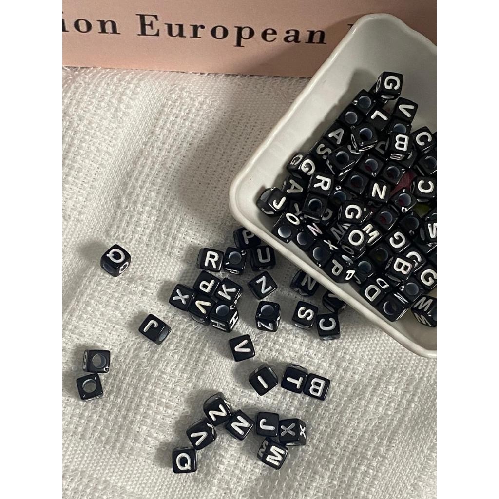 BEADS MOTE LETTERS CUBE BOX DICE CONTENTS 10 PCS | Shopee Philippines