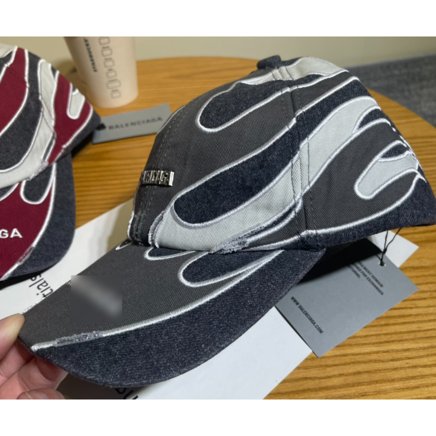 Men's and women's new fashionable embroidered washed baseball caps ...