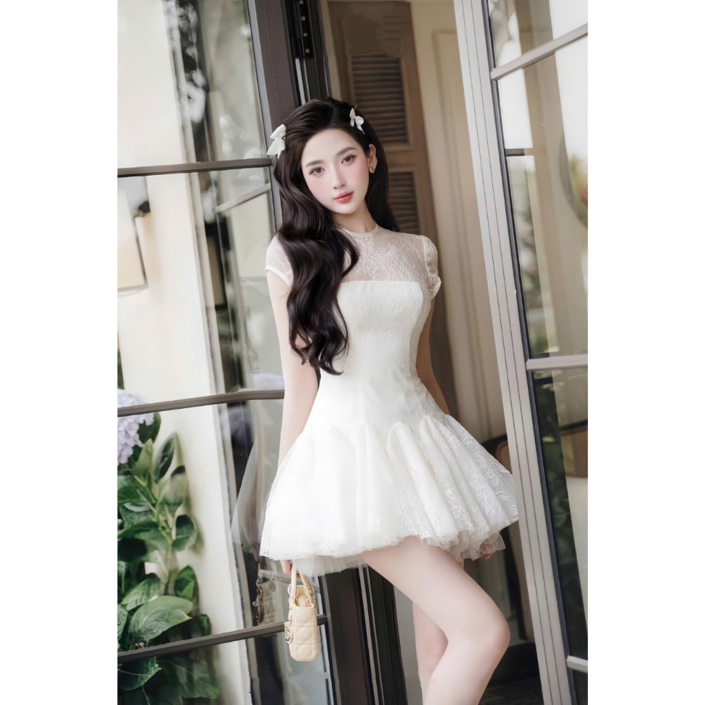 Black & Cream Lace Short Set main image 0