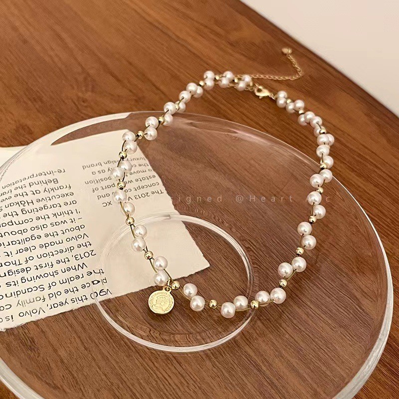 Women's necklace, pearl portrait neck chain women, light luxury niche ...