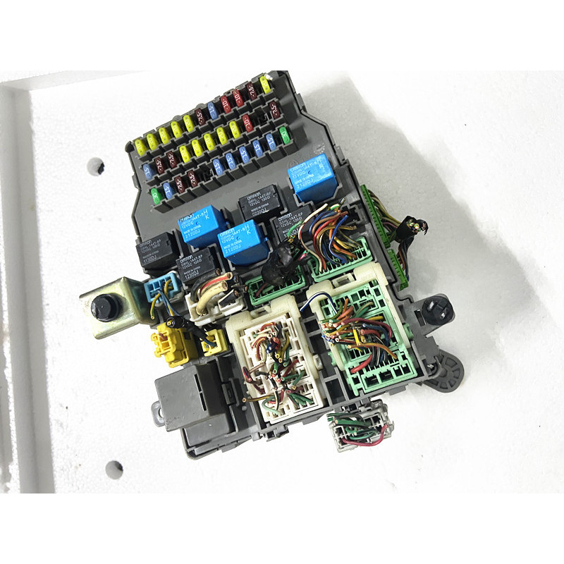 BYD F6 body computer fuse box indoor fuse light relay box assembly ...