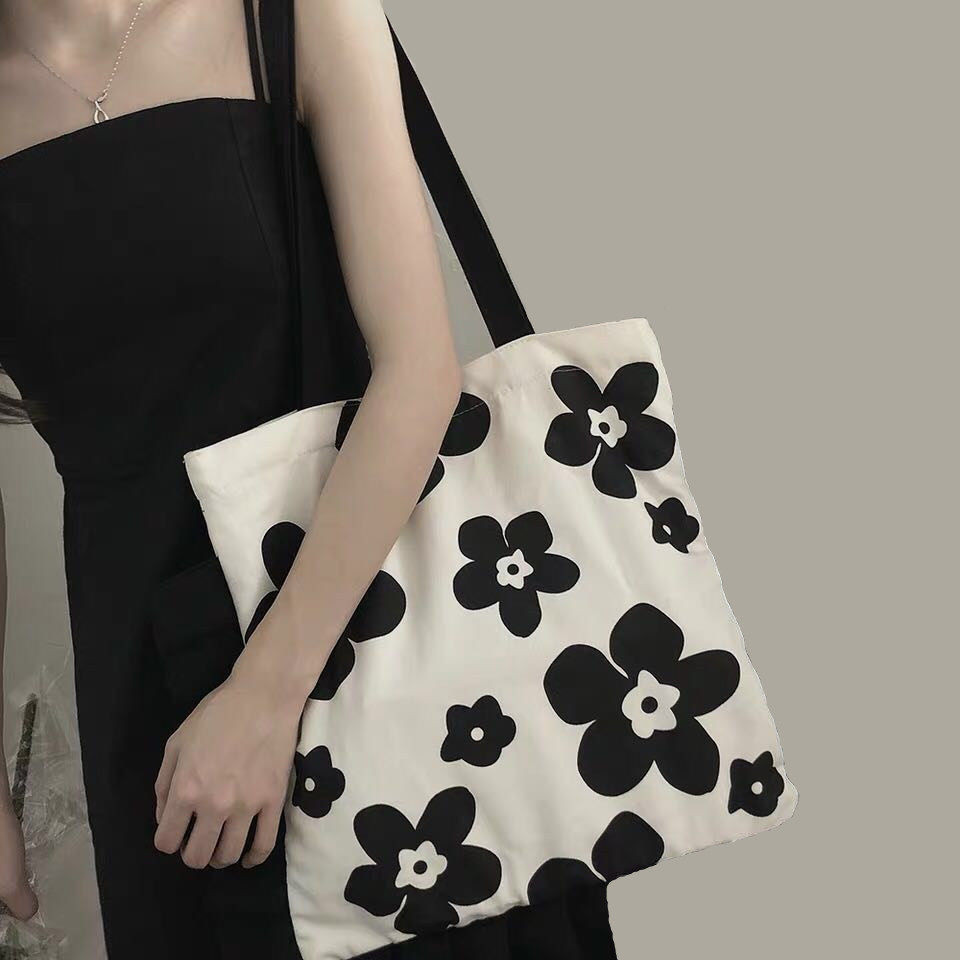 Hyuna One Shoulder 2WAY bag main image 0