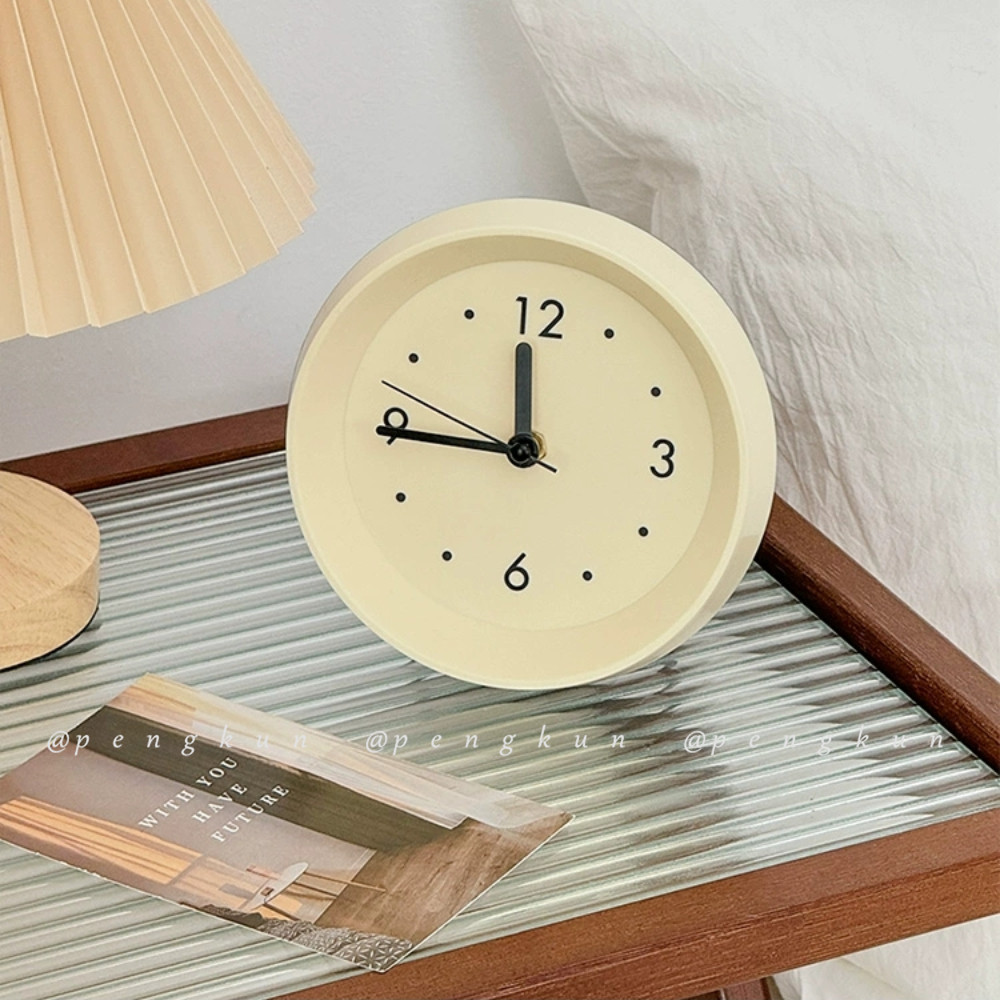 Cream Style Desktop Mute Small Clock Household Decoration Desktop ...