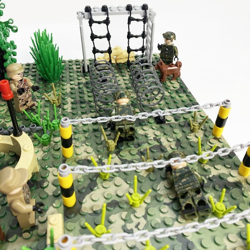 In Stock Small Particles Military Building Blocks Toy Grass Training ...