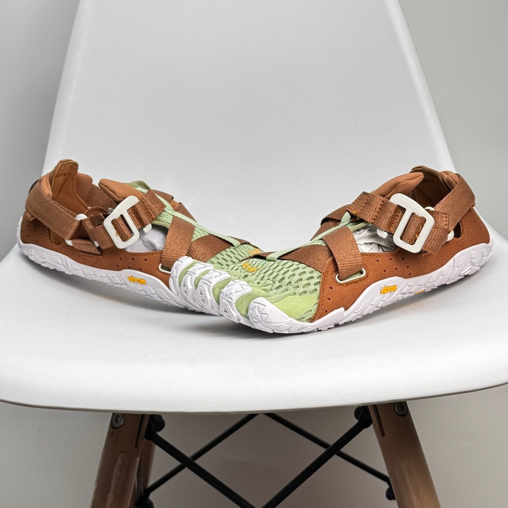 Vibram SUICOKE LOW-CUT Five Fingers Nin-Lo Slip over the feet
