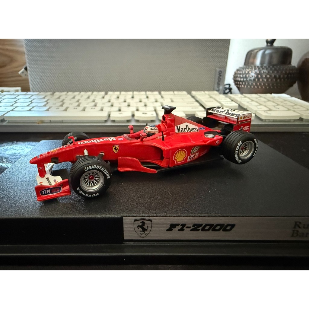 Hot Wheels 1/43 Ferrari F2000 Barry Chero 2000 Saiji Marlboro Smoke ...