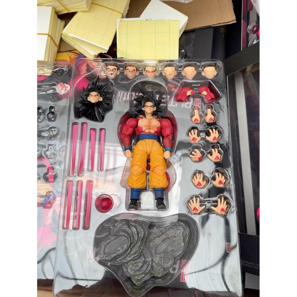 Black Hole SHF Model Super Saiyan 4 Goku SHF Goku Moving 3.0 Wild Power ...