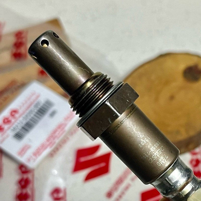 SUZUKI 18213-52S00-000 Upper Exhaust Oxygen Sensor Original New Carry ...