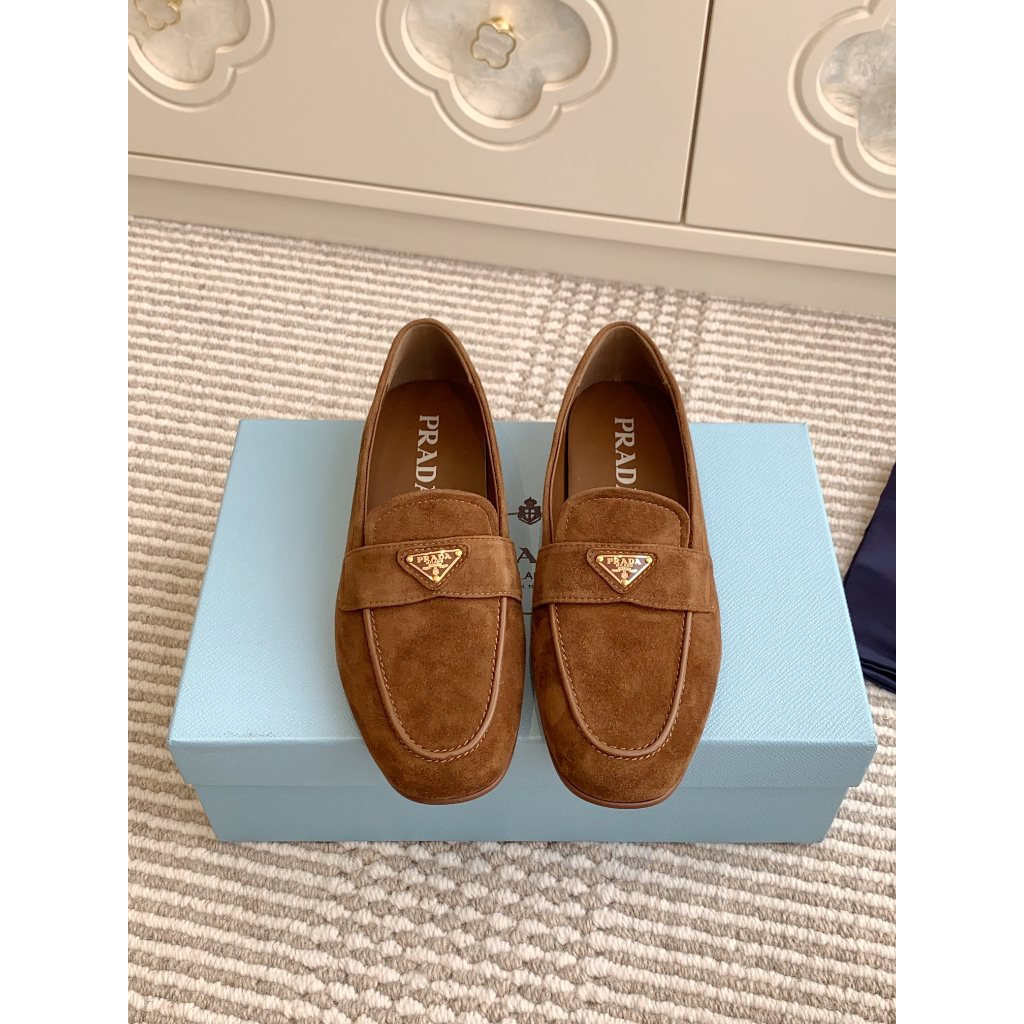 Prada 2026 Spring/Summer Classic Triangle Moccasin Loafers | Shopee ...