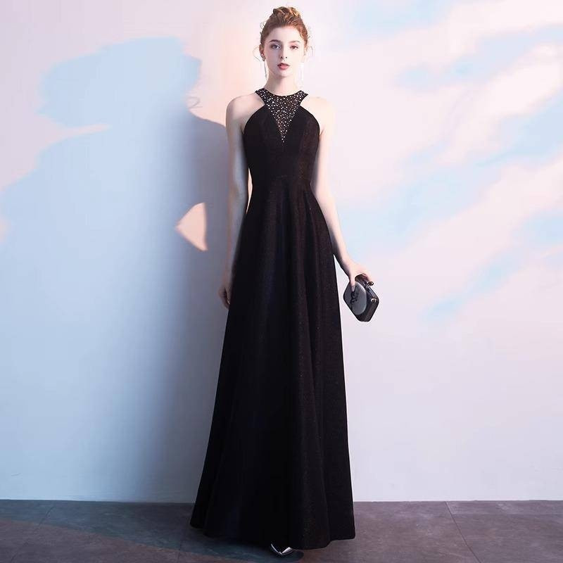 conference dinner dress What to Wear to a Conference: Business Outfit Ideas