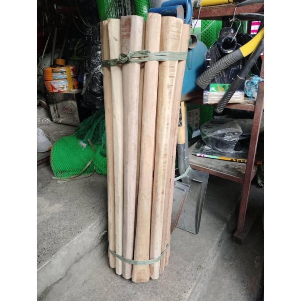 (per pc)wood handle for asarol, piko , maso ,kahoy handle pang asarol ...
