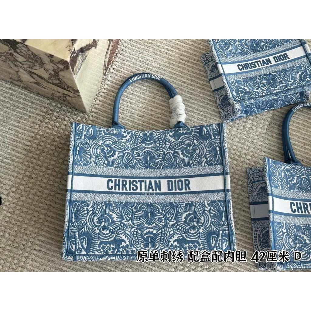 Dior Dior Female Bag 2025 New Style BookTote Blue Butterfly Embroidered ...