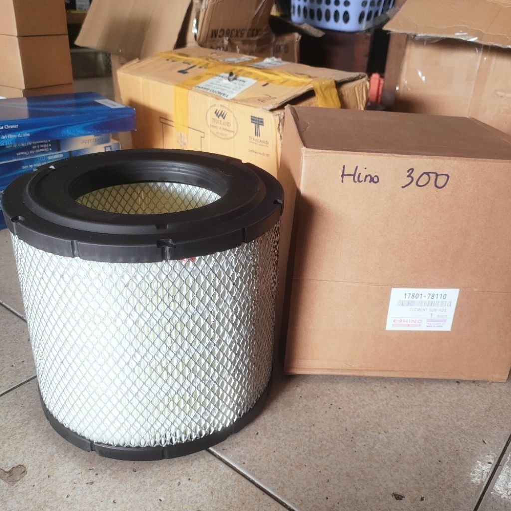 Hino 300 engine air filter Made in Japan | Shopee Philippines