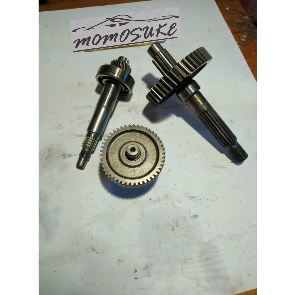 SUZUKI Rear pulley axle gearbox axle gear set original spin 125SUZUKI ...