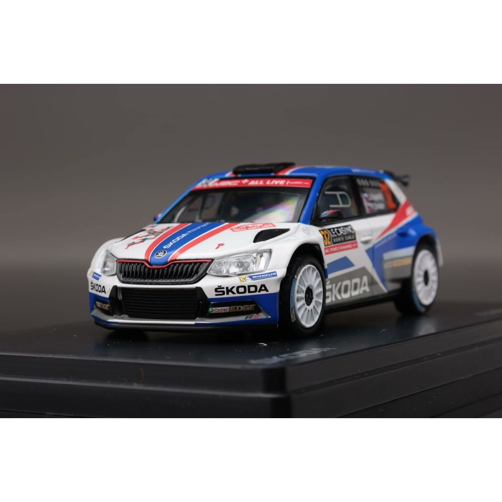 SKODA FABIA R5 EVO2018 AVEC LOT DE PIECES - pièces et voitures de course à vendre, de rallye et