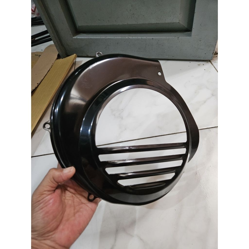 Vespa pxe excel exclusive original Precision Magnetic Fan Cover ...