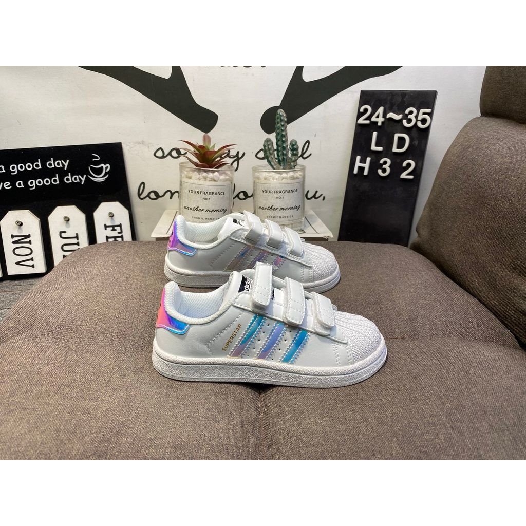 adidas gazelle silver green womens Kids shoes main image 0