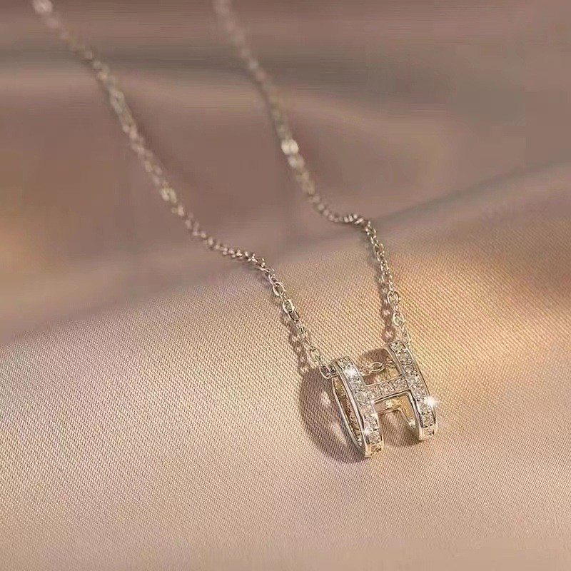 New H-letter necklace, unique design, gold clavicle chain for women ...