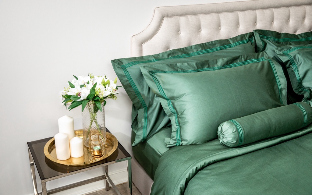 Aspire pillow case And Wing With 700 Thread Count Available In 2 Sizes