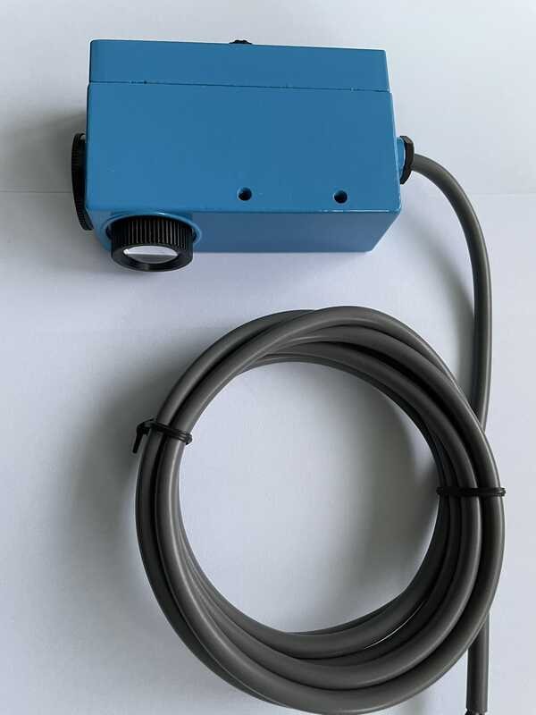 BZJ-211G NPN Photoelectric Color Sensor - Green Light Source, 10mm Detection Distance - Industrial Color Detection Switch