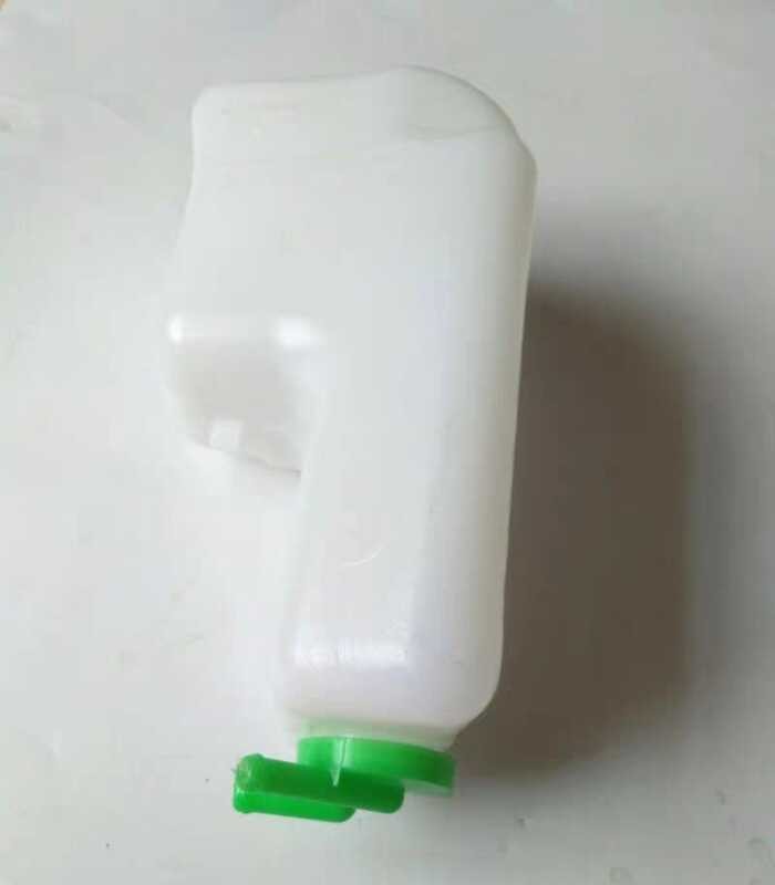 Changhe Suzuki Adil Beidou Star Water Storage Tank, Antifreeze Tank ...
