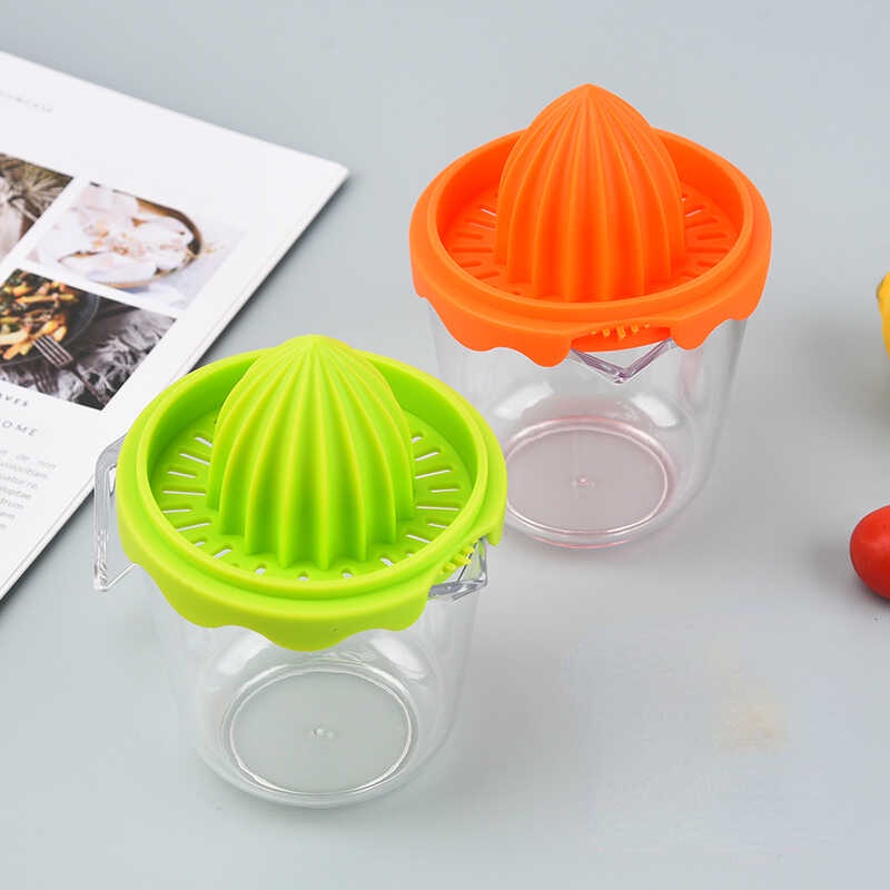 Manual Portable Citrus Juicer Plastic Orange Lemon Squeezer Fruit