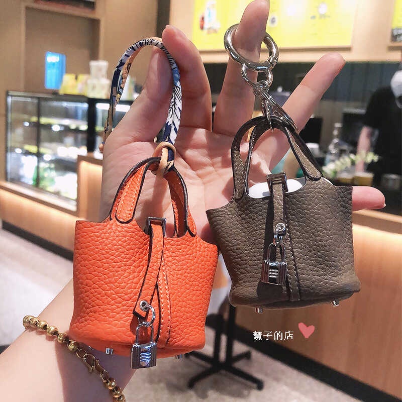 Mylulu Creation cartoon designer bag keychain mini bag para sa mga