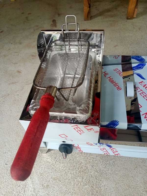 3in1 burger griddle with deep fryer and steamer 12x20 (WITH COMPLETE