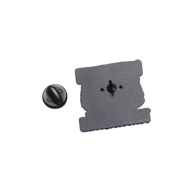 Cartoon Toaster Enamel Pins Brooches Funny Toaster Bath Pin Brooch ...