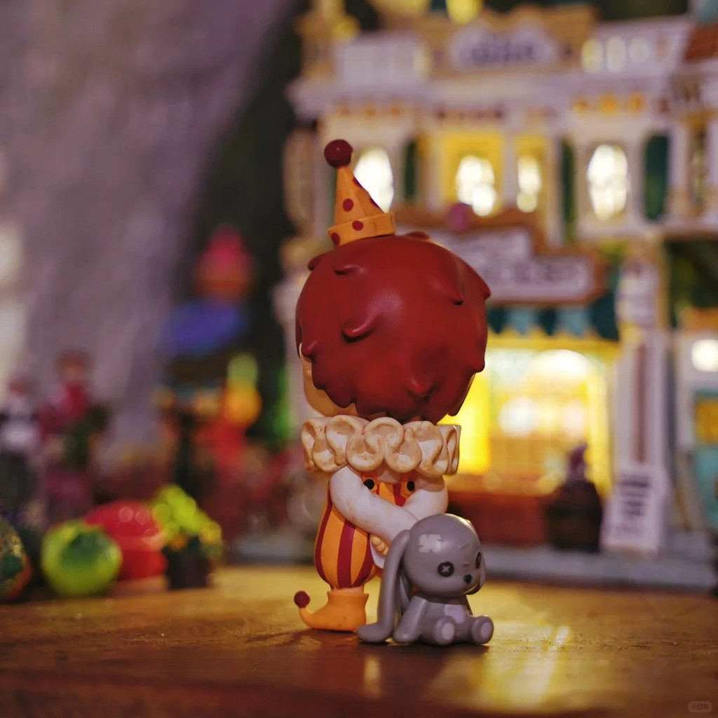 POP MART Hirono SAD CLOWN GATHERING AT THE POP LAND Series
