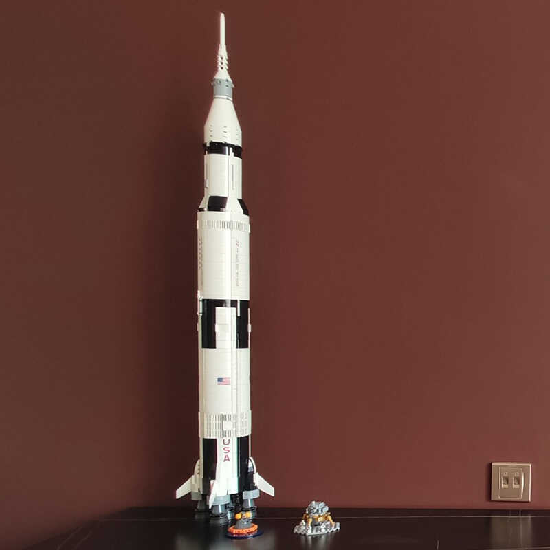 Ang Apollo Saturn V 92176 Building Blocks Space Rocket Idea Series ...