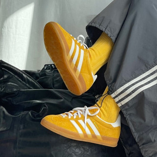 Adidas originals Gazelle Indoor yellow and white Samba casual sneakers ...